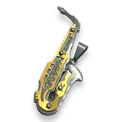 5002 Dije Saxofon / Ultimas Unidades (55x20 mm) Acero Quirúrgico Dorado - comprar online