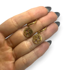 3530-3 Aros Argollas con Dije Mundo Acero Quirúrgico Dorado - tienda online