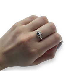 0439 Anillo Ojito con Cubics Acero Blanco - comprar online