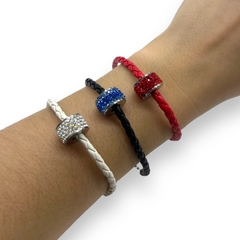 TINI-61 Pulsera Cuero con Dije Cubics / Variedad de Colores Acero Quirúrgico - comprar online