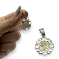 NAR-40 Dije San Benito (20 mm) Plata y Oro