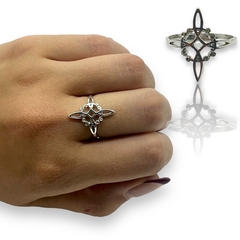 ART-146 Anillo Nudo de Bruja (Fabricación Propia) Plata 925