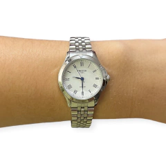 SUNDAY-D-04 Reloj Tressa Metal (Plateado - Fondo Blanco)