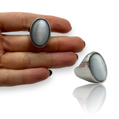 0299-G Anillo Piedra Ovalada Blanca Acero Quirúrgico