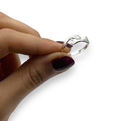 AV 009 Anillo Abrazo Plata 925 (SIN ESTUCHE) - tienda online