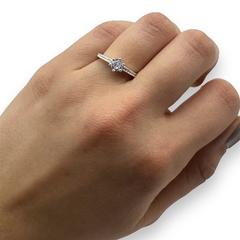 2.2 gr Anillo Ideal Compromiso Cubics Blancos Plata Italiana (Sin Estuche) - Stal Joyas