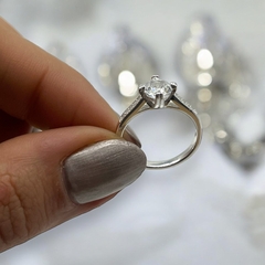 2.3 gr Anillo Ideal Compromiso Cubics Blancos Plata Italiana
