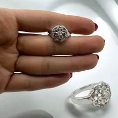5.4 gr Anillo Flor con Cubics - Últimas Unidades Plata Italiana - comprar online