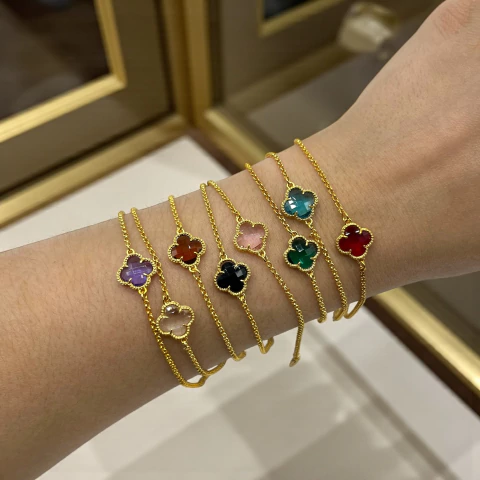 2.2 gr Pulsera "Piedra Cubic V.C: Clásica" - Variedad de Colores Enchapado en Oro