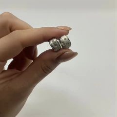 SIN-598 Aros "Cubanos Arenados Cubics" (12 mm) - Últimas Unidades Acero Blanco - comprar online