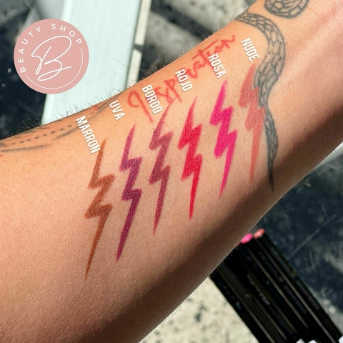KATALIA DELINEADOR RETRACTIL DE LABIOS CON SACAPUNTA