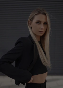 Blazer Crop en internet