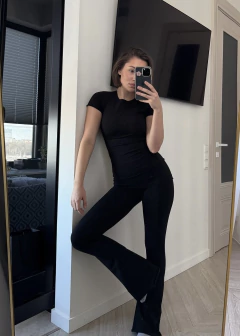 Remera Chi Básica (remera al cuerpo) - Estate Atenta