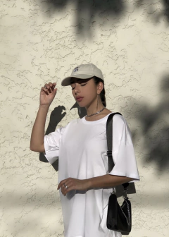 Ultra Oversized Minimal - comprar online