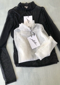 POLERA BITCH HIGH NECK - Estate Atenta