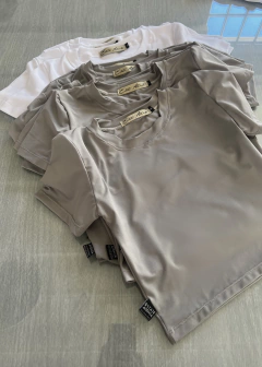 Remera Crop (básica algodón con lycra) en internet