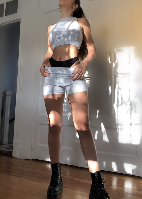 Set Top Emm + short sassy sporty