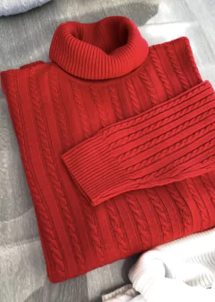 Polera High Neck Ochitos Wool - tienda online