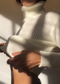 Polera Punto Elástico Essential High Neck (11 colores) - Estate Atenta