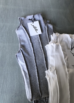 Musculosa Janelle Polera (Edición limitada) - comprar online