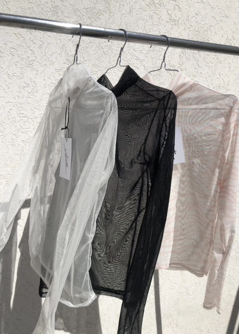 POLERA BITCH HIGH NECK