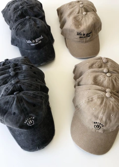 Gorra Estate Smile Wash en internet