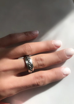 Anillo Twist Babe - comprar online