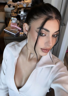 Camiseta Crop Cuello Chomba - tienda online