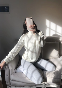 Polera High Neck Ochitos Wool - comprar online