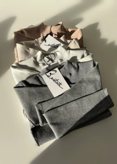 Camiseta 1/2 Polera Crop - Punto Morley