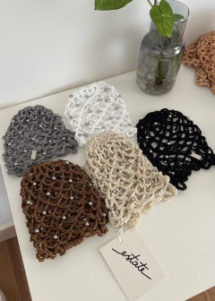 MESH HAT SEDA CROCHET PUNTO RED (c bolitas) en internet