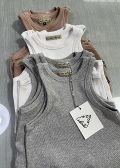 Musculosa Susu Ultra Crop Ribbed - tienda online