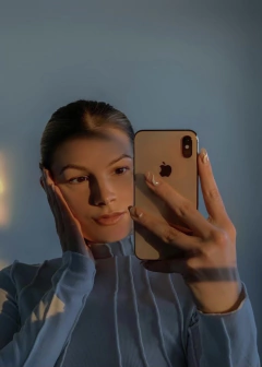 Imagen de Camiseta Janelle (con costuras a tono)