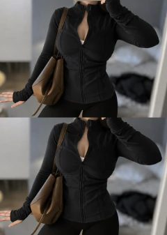 Campera Sport Skin Soft Larga - tienda online