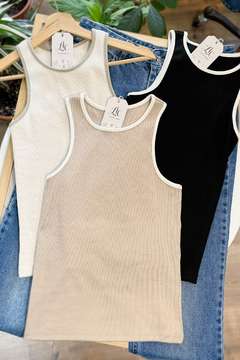 Musculosa Al en internet