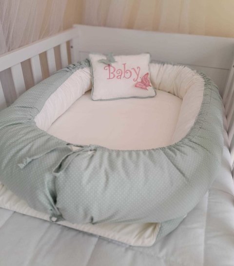 Ninho ou Redutor de Berço, Verde com Rosa Borboleta, Minha Casa Baby