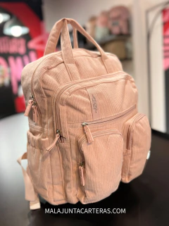 MOCHILA INFLUENCER ROSA - Mala Junta