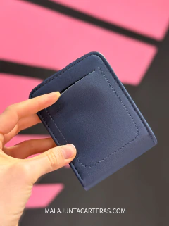 Imagen de BILLETERA CORTA UNICROSS AZUL + CAJA