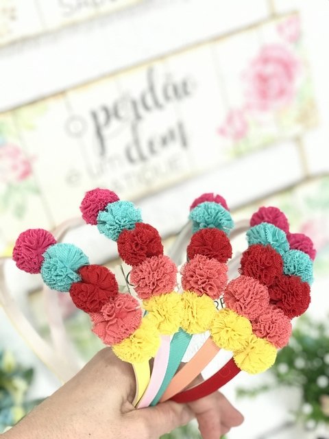 Tiara Pompom Fru-Fru