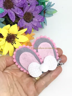 Orelhas de coelhinho na internet