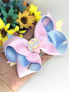 Laço Manu Pirulito na internet