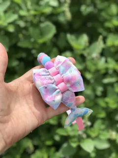 Tiara cauda de sereia pompom