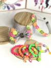 Lacinho Duda floral e tiara neon
