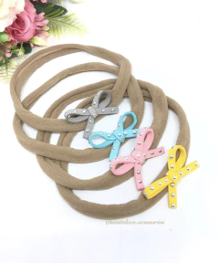 Mini lacinhos camurça e spike - comprar online