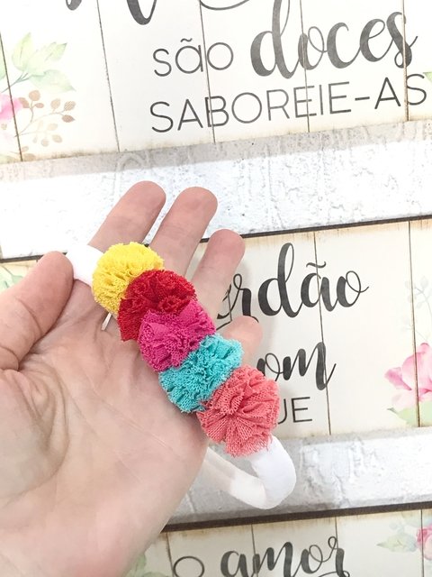 Faixinha pompom fru-fru