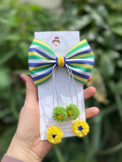 Laço Brasil Pompom