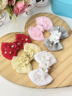 Laço Organza Floral Luxo