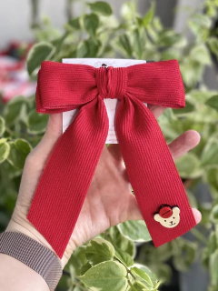 Laço Maple Bear na internet