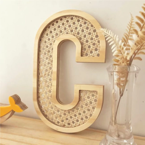 Inicial com palha | C - comprar online