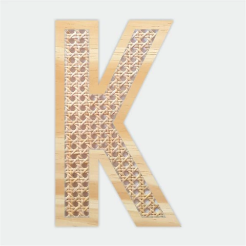 Inicial com palha | K